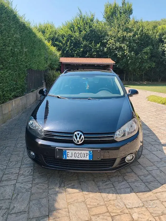 Usata VW Golf VI 105 CV (77 kW) 2011 Nero Utilitaria