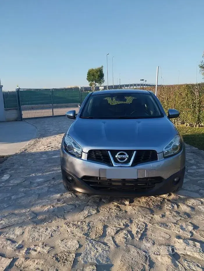 Usata Nissan Qashqai 131 CV (96 kW) 2012 Grigio SUV