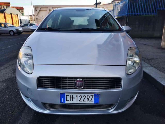Usato 2011 Fiat Grande Punto 1.2 Benzin 69 CV (5.990 €)
