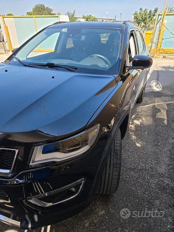 Usata Jeep Compass Limited 140 CV (102 kW) 2019 Nero SUV