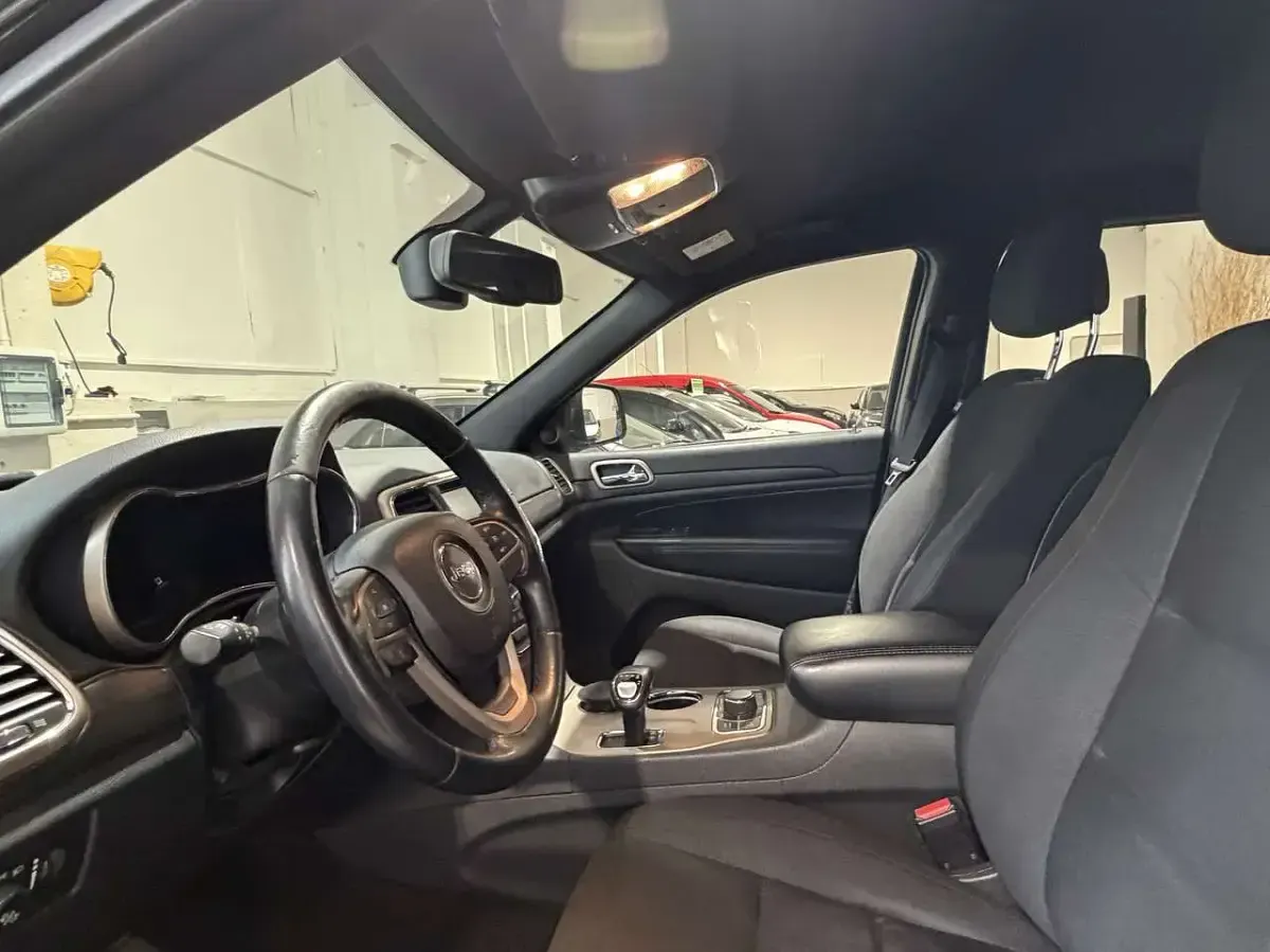 Usata Jeep Grand Cherokee Overland 241 CV (177 kW) 2016 Nero SUV