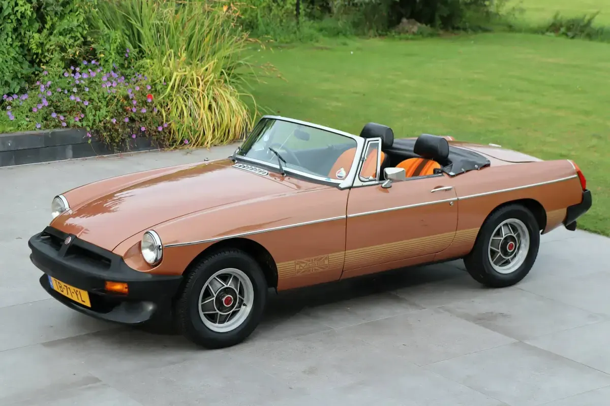 Usata MG B 97 CV (71 kW) 1981 Marrone Cabrio