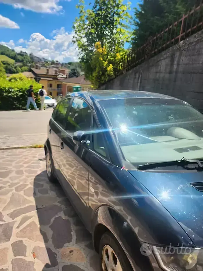 Usata Audi A2 75 CV (55 kW) 2003 Bluazzurro Utilitaria