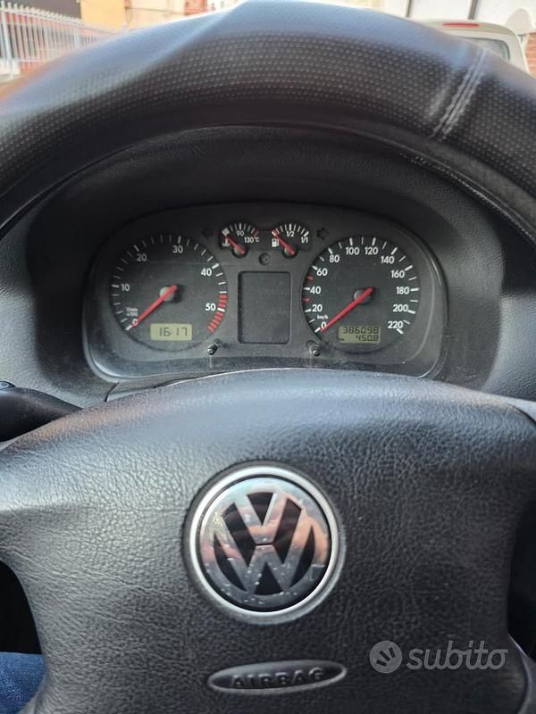 Usata VW Golf III 110 CV (80 kW) 1999 Berlina