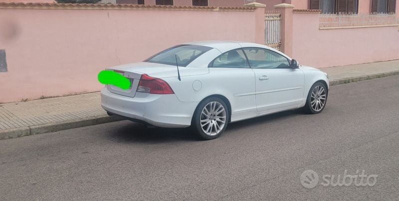 Usata Volvo C70 150 CV (110 kW) 2012 Bianco Cabrio