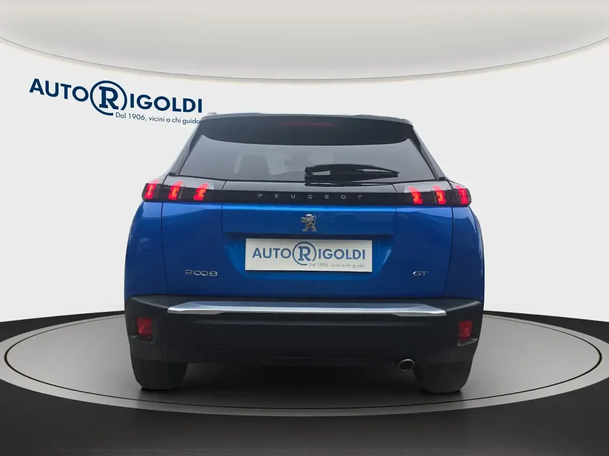 Używany Peugeot 2008 Allure 131 KM (96 kW) 2020 Biały SUV