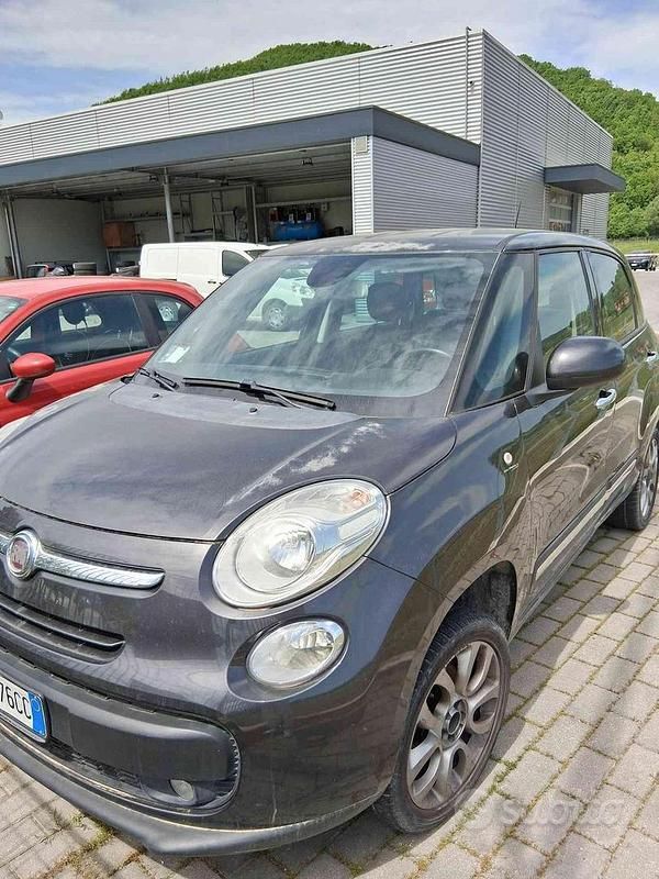 Usata Fiat 500L Lounge 85 CV (62 kW) 2014 Grigio scuro Monovolume