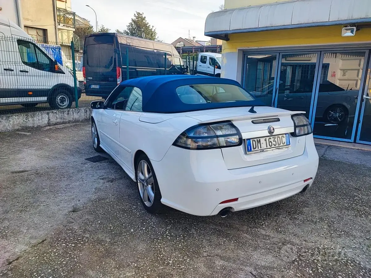 Usata Saab 9-3 Cabriolet Aero 180 CV (132 kW) 2008 Bianco Cabrio