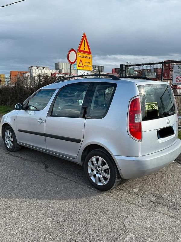 Usata Skoda Roomster 80 CV (58 kW) 2009 Monovolume