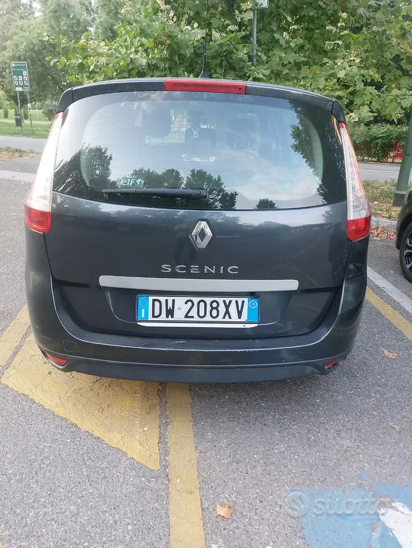 Usata Renault Scenic E-Tech 110 CV (80 kW) 2009 Grigio Berlina