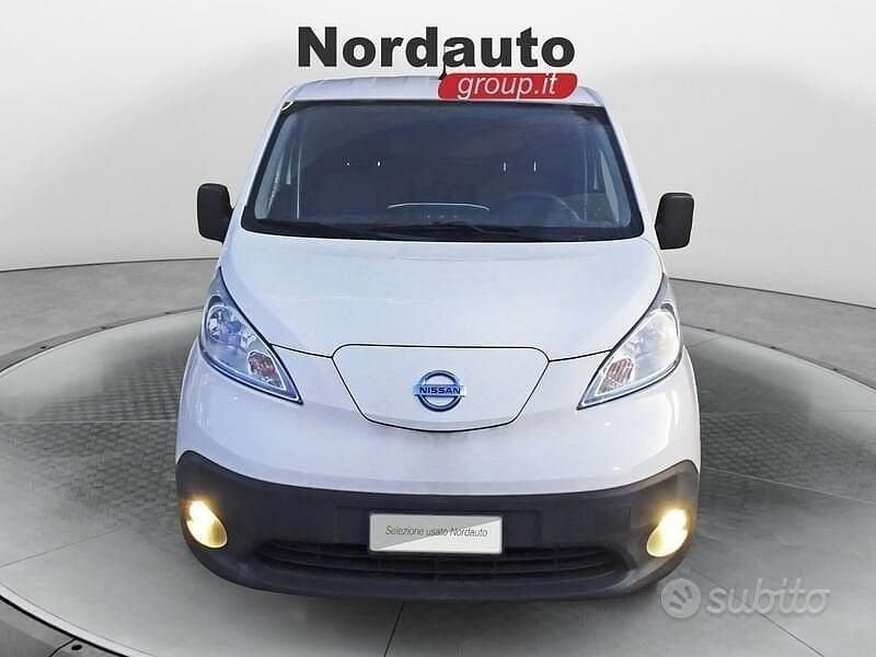 Usata Nissan e-NV200 80 kW (109 CV) 2017 Bianco Monovolume