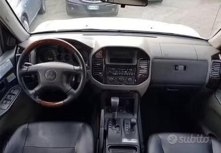 Usata Mitsubishi Pajero 2001 SUV