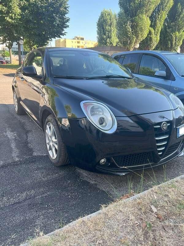 Usata Alfa Romeo MiTo Distinctive 79 CV (58 kW) 2011 Nero Utilitaria