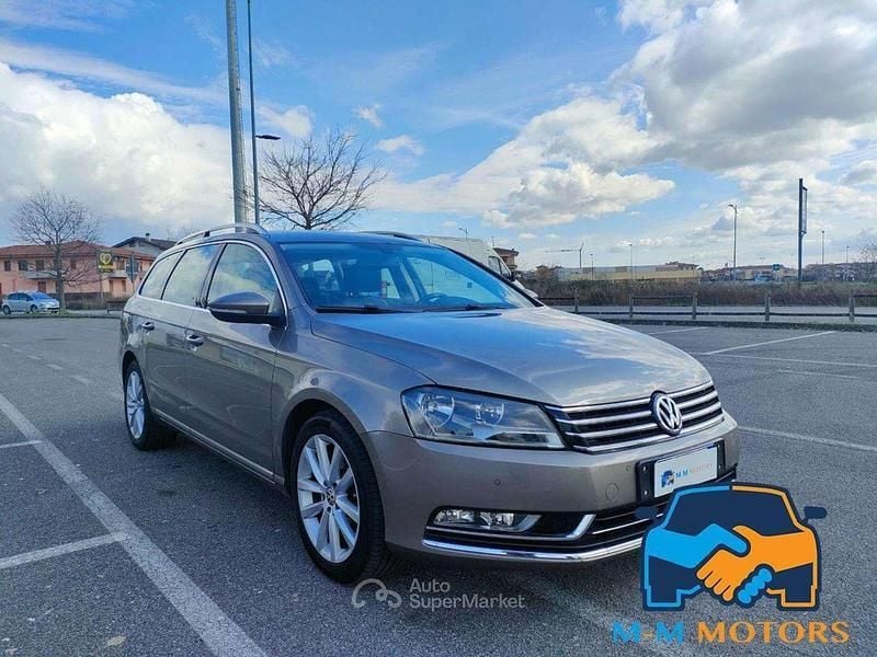 Grigio Usata 2012 VW Passat Highline Station wagon | 5990 € (Ottimo prezzo) - Immagine 1/2