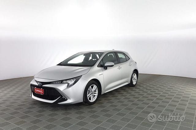 Grigio Usata 2022 Toyota Corolla Business Edition | 19.400 € (Buon prezzo) - Immagine 1/4