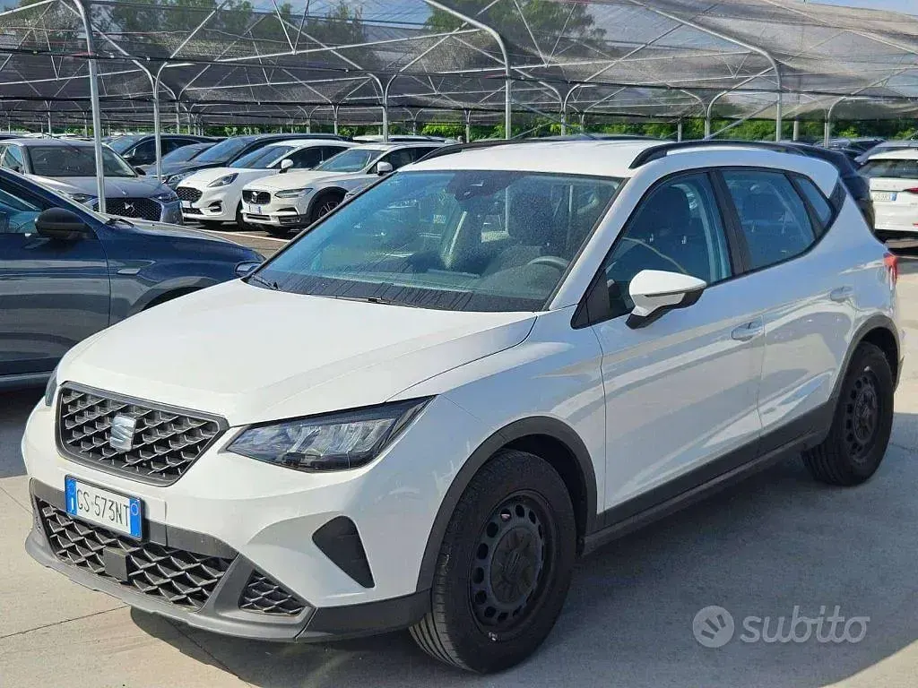 Usata Seat Arona Reference 95 CV (69 kW) 2023 Bianco SUV