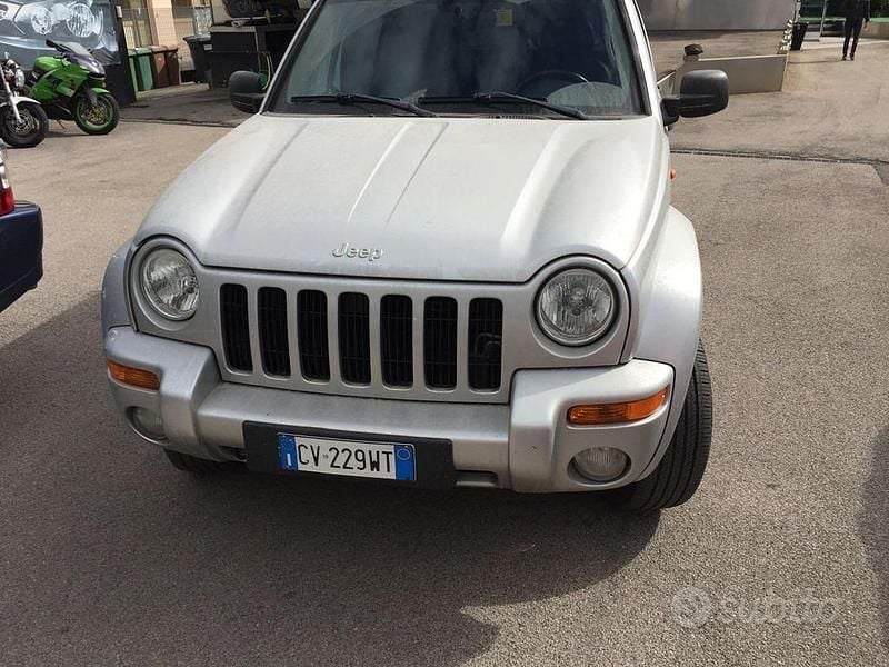 Usata Jeep Cherokee 2005 SUV