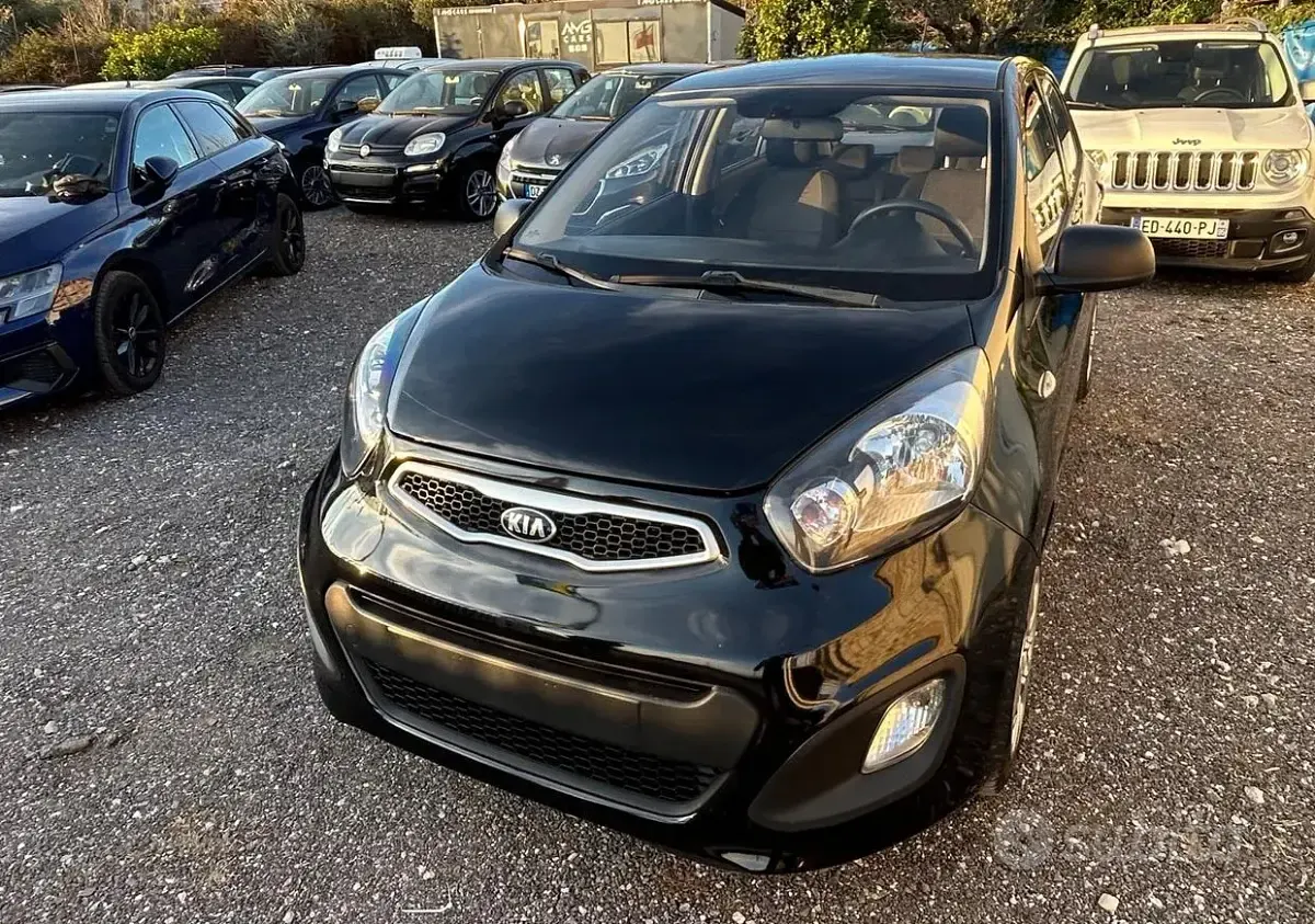 Usata Kia Picanto 69 CV (50 kW) 2014 Nero Utilitaria
