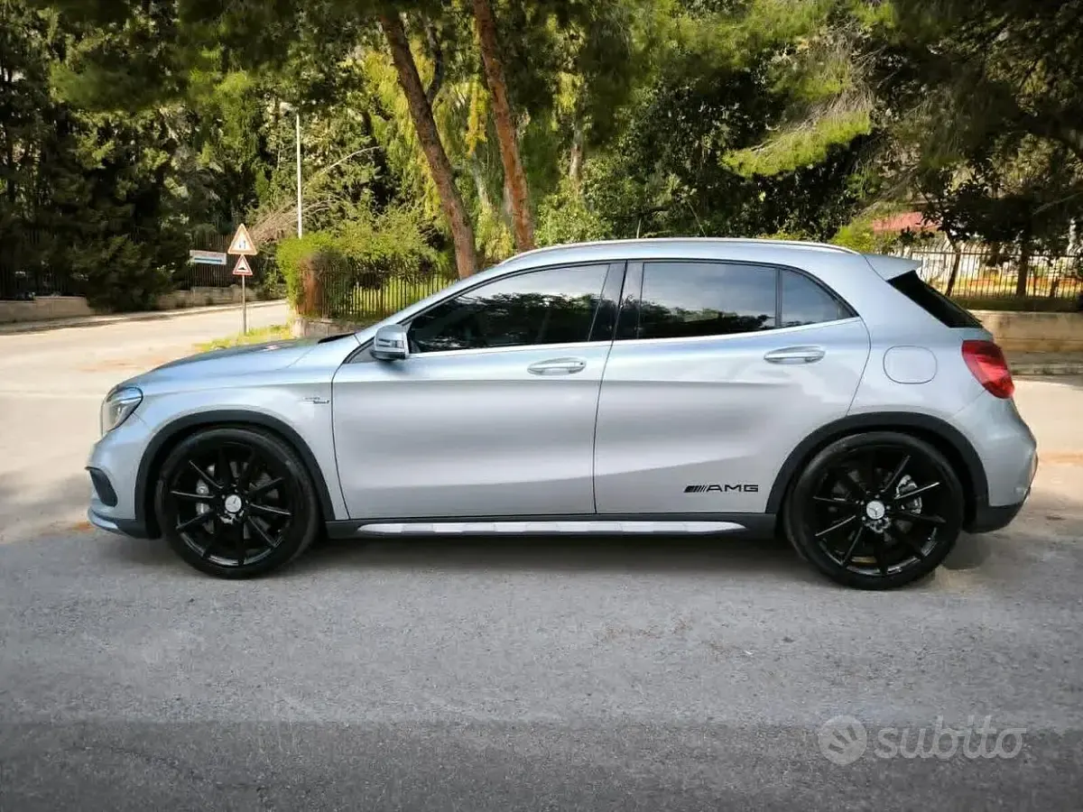 Usata Mercedes GLA45 AMG AMG 360 CV (264 kW) 2014 Grigio SUV
