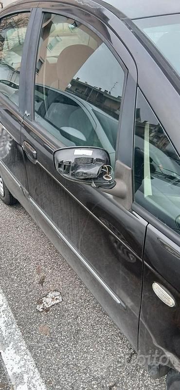 Usata Lancia Musa 2005 Marrone Monovolume