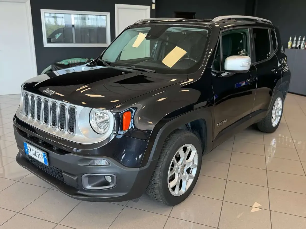 Usata Jeep Renegade Limited 140 CV (102 kW) 2015 Nero SUV