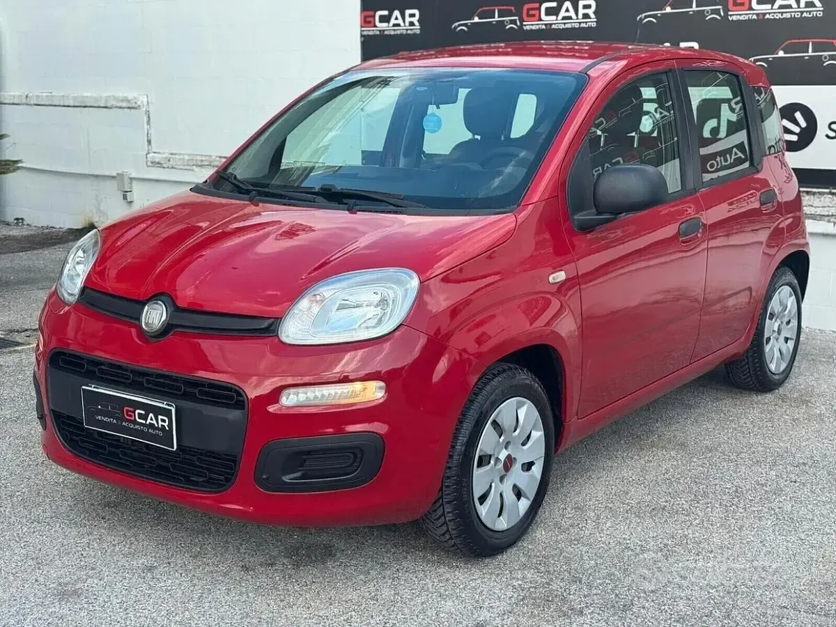 Usata Fiat Panda Easy 69 CV (50 kW) 2012 Rosso Utilitaria
