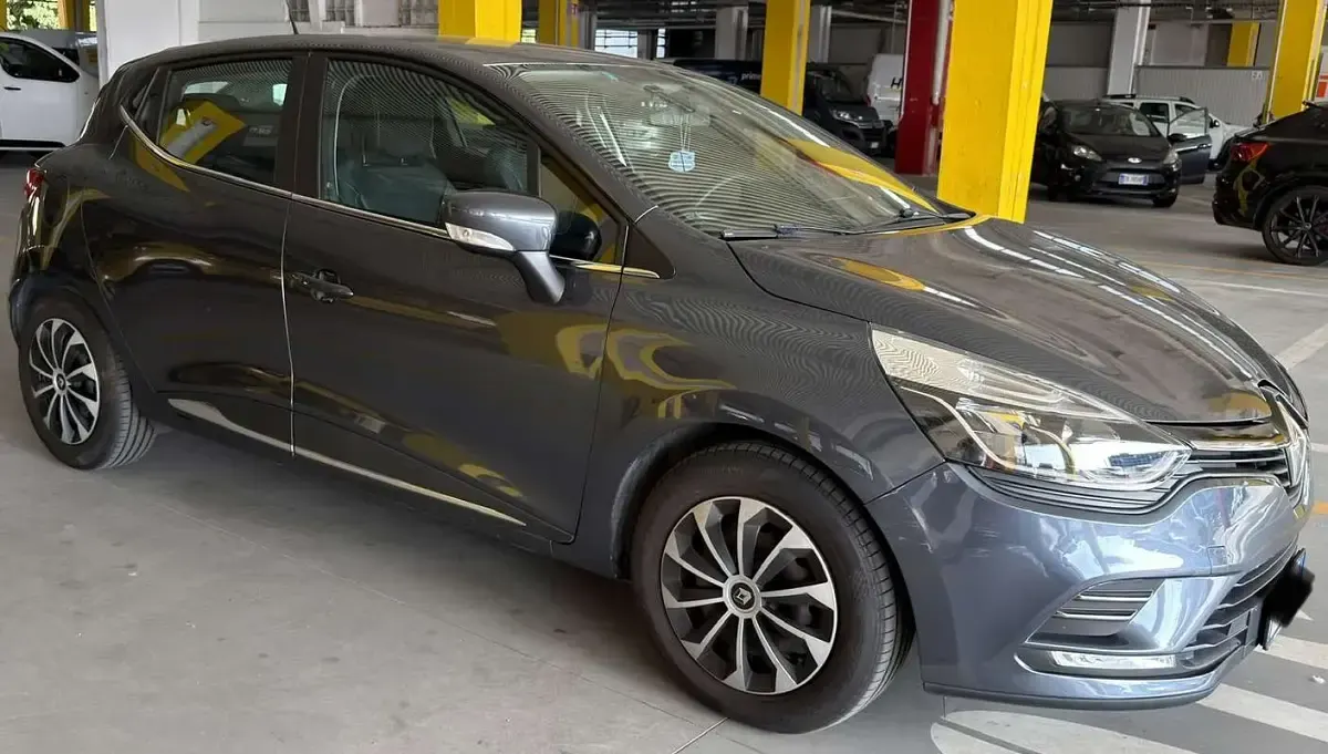 Usata Renault Clio IV Zen 90 CV (66 kW) 2018 Berlina