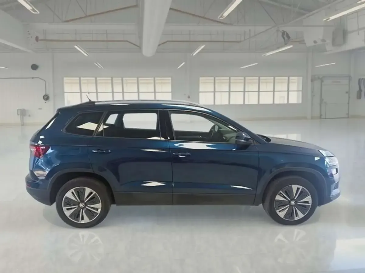 Usata Skoda Karoq Executive 116 CV (85 kW) 2023 Blu SUV