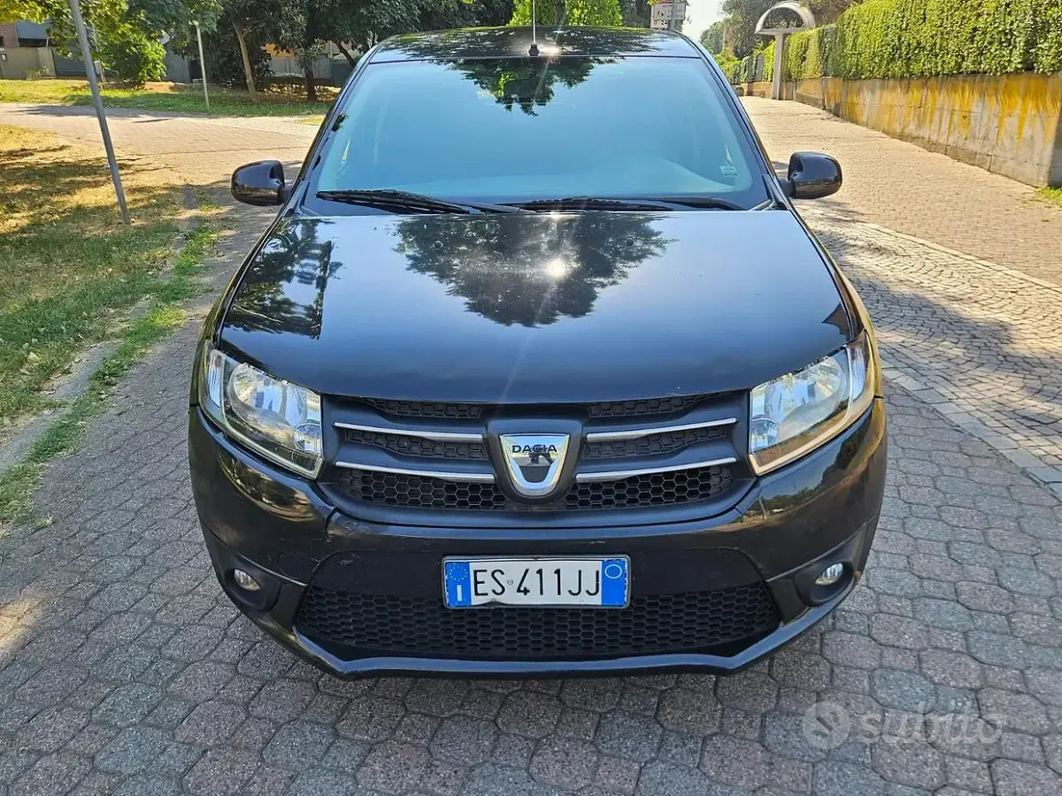 Usata Dacia Sandero 90 CV (66 kW) 2013 Berlina