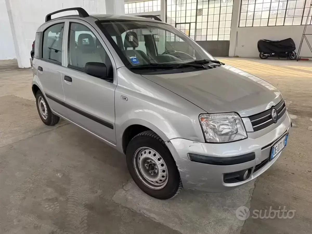 Usata Fiat Panda Dynamic 54 CV (39 kW) 2009 Grigio Utilitaria