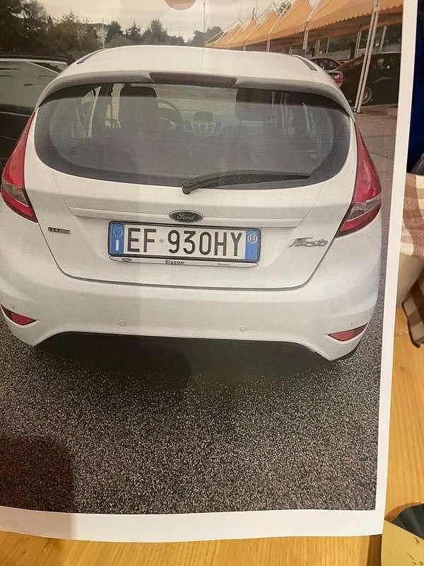 Usata Ford Fiesta Titanium 71 CV (52 kW) 2010 Berlina