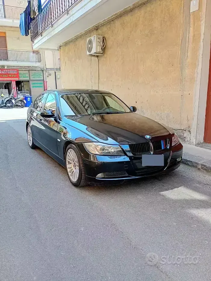 Usata BMW 320 163 CV (119 kW) 2005 Nero Berlina