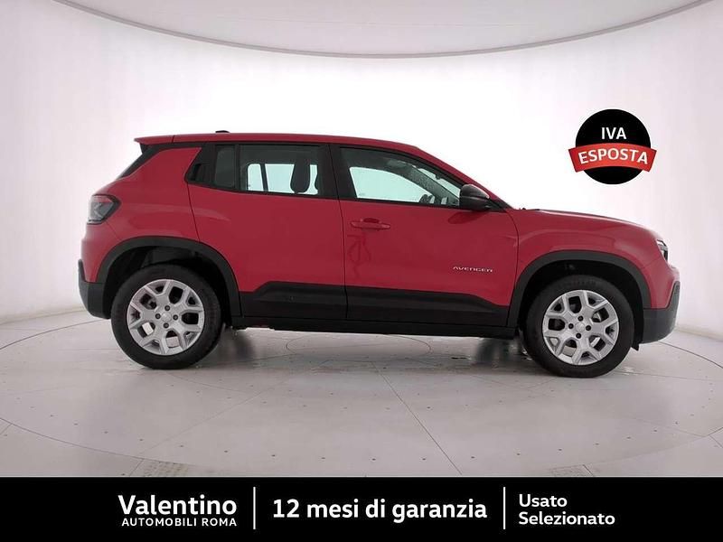 Usata Jeep Avenger Altitude 101 CV (74 kW) 2024 Rosso SUV