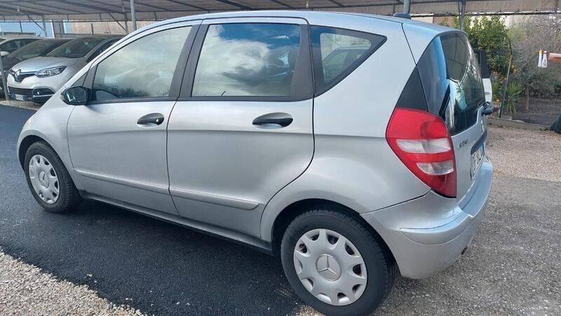 Usata Mercedes A150 Classic 95 CV (69 kW) 2004 Grigio Monovolume