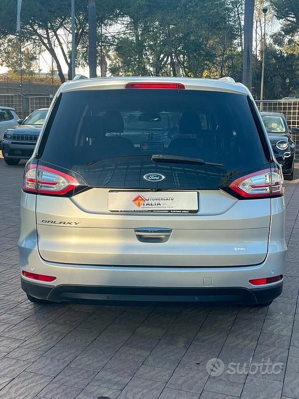 Usata Ford Galaxy Business Edition 210 CV (154 kW) 2018 Grigio Monovolume