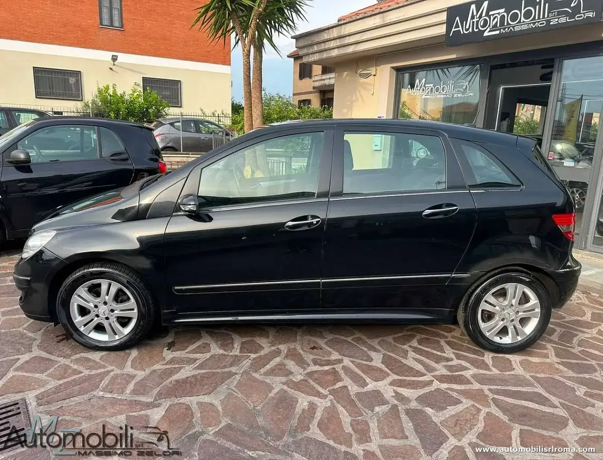 Usata Mercedes B200 Chrome 140 CV (102 kW) 2006 Other Monovolume