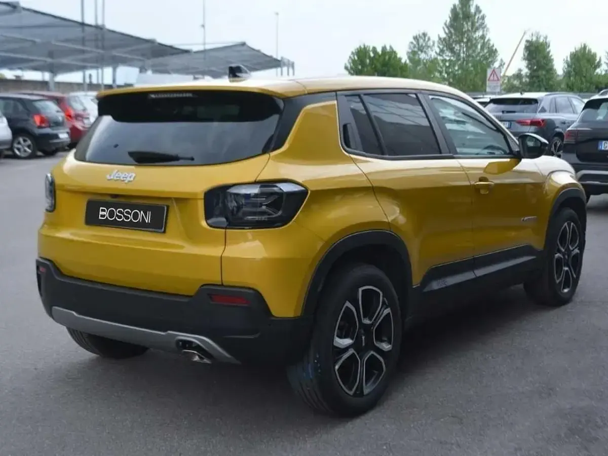 Nuova Jeep Avenger Summit 101 CV (74 kW) 2025 SUV