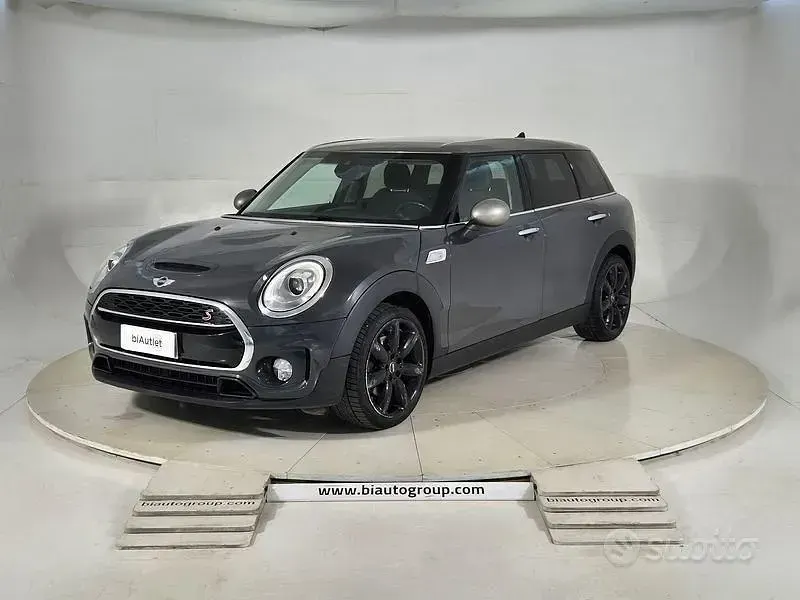 Usata Mini Cooper Clubman Hype 192 CV (141 kW) 2018 Grigio Station wagon