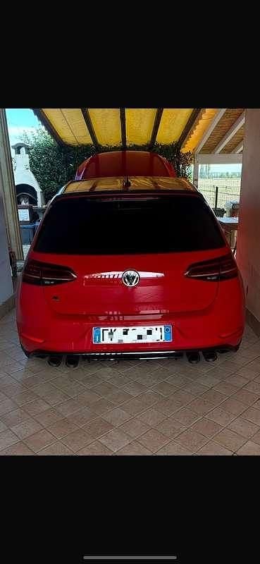 Usata VW Golf VII R 310 CV (228 kW) 2017