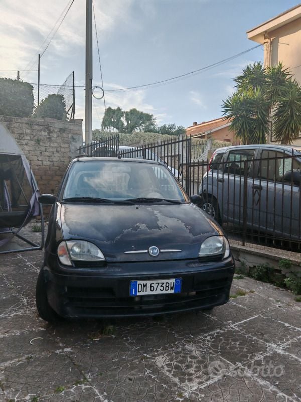 Usata Fiat 600 54 CV (39 kW) 2007 Nero Utilitaria