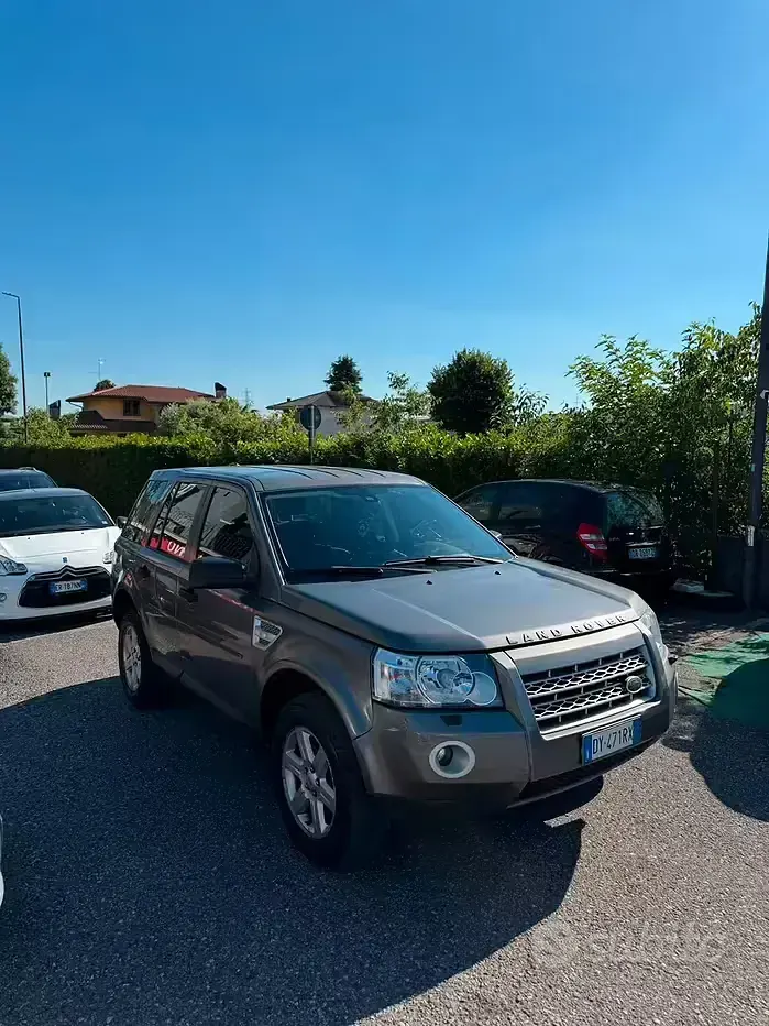 Usata Land Rover Freelander 2 160 CV (117 kW) 2009 Grigio SUV