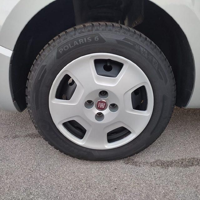 Usata Fiat Qubo Lounge 77 CV (56 kW) 2017 Grigio Monovolume