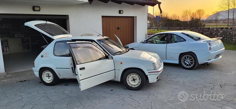 Usata Peugeot 205 101 CV (74 kW) 1989 Bianco Utilitaria