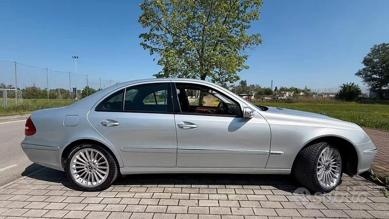 Occasion Mercedes E280 Elegance 231 ch (169 kW) 2005 Gris Berline