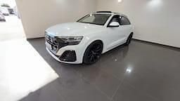 Nuova Audi Q8 S-Line 286 CV (210 kW) 2025 Bianco ghiaccio SUV