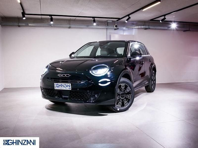 Nuova Fiat 600 Icon 110 CV (80 kW) 2025 Nero SUV