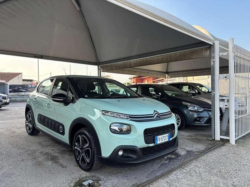 Verde menta Usata 2019 Citroën C3 PureTech Tre volumi | 7900 € (Ottimo prezzo) - Immagine 1/4