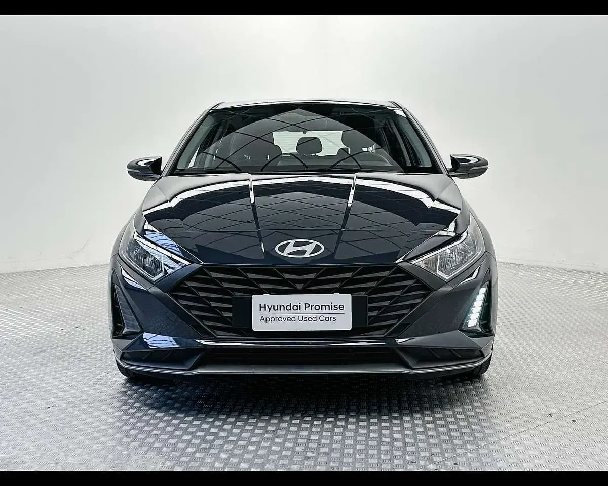 Usata Hyundai i20 79 CV (58 kW) 2025 Aurora gray pearl Utilitaria