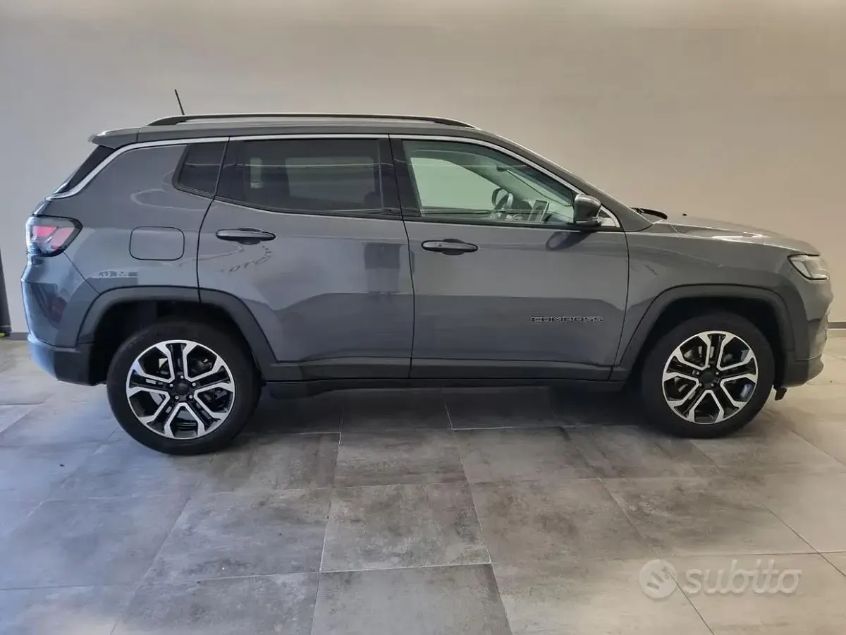Usata Jeep Compass Limited 131 CV (96 kW) 2021 Grigio SUV