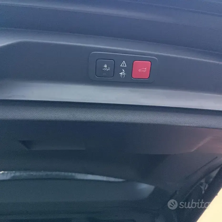 Usata Peugeot 5008 2017 Grigio Monovolume